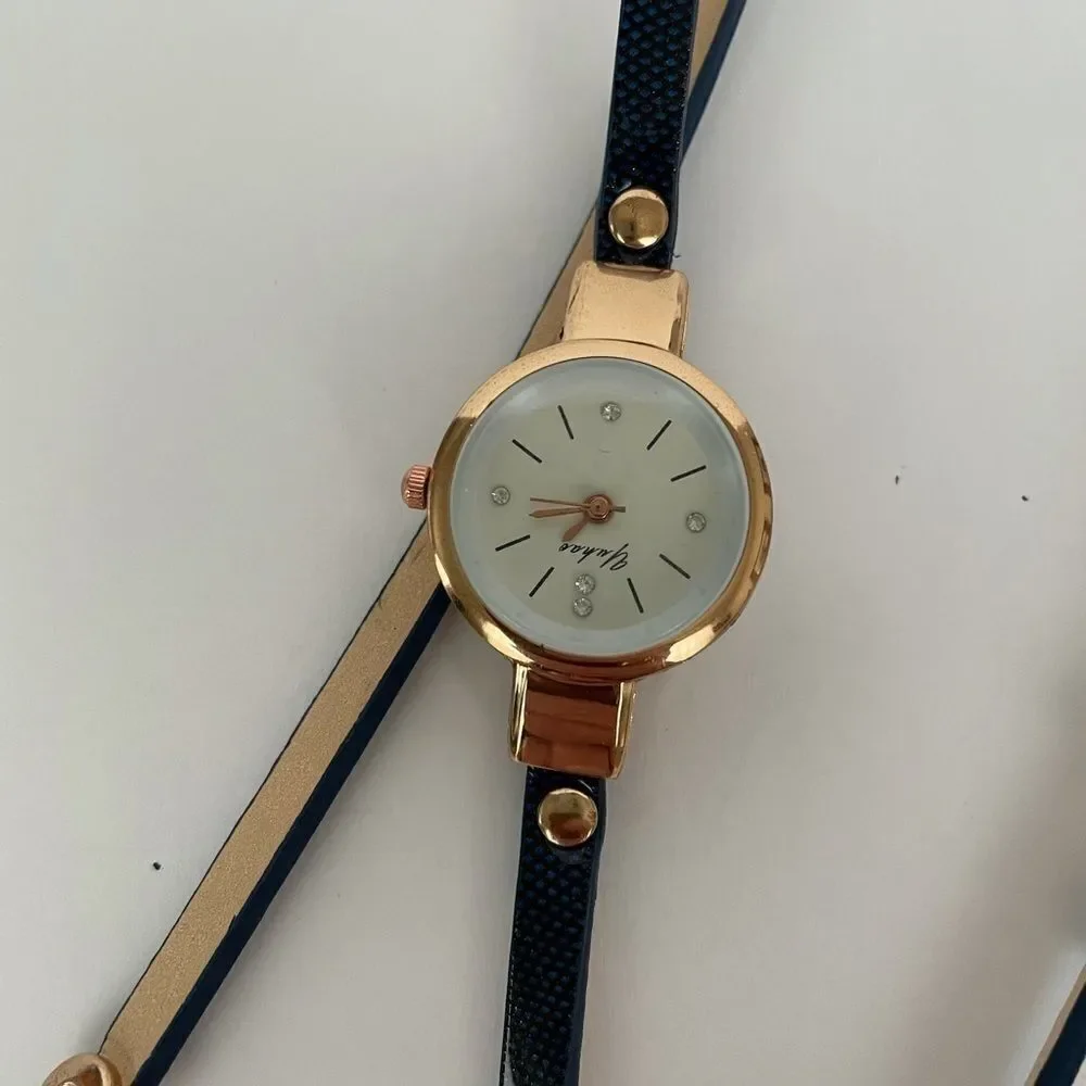 FASHION‎ WRAPAROUND CHARM QUARTZ WATCH IN BLACK